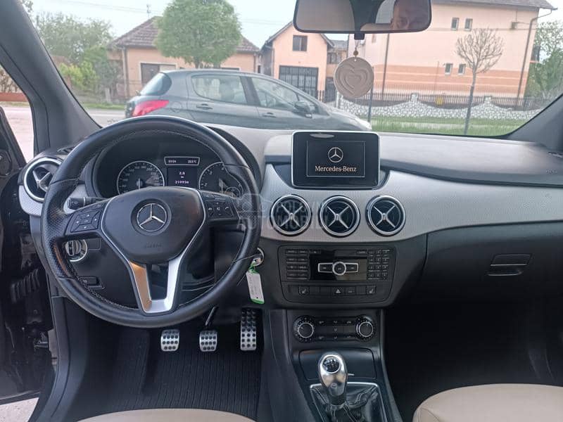 Mercedes Benz B 180 180 CDI