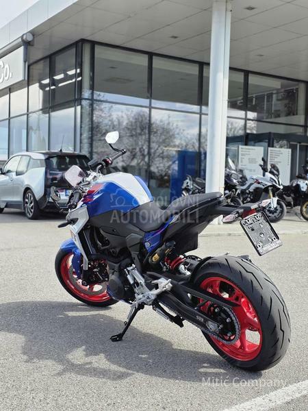 BMW F 900 R Sport
