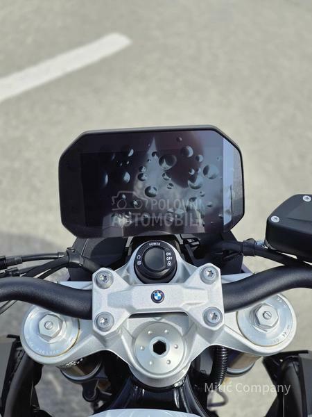 BMW F 900 R Sport