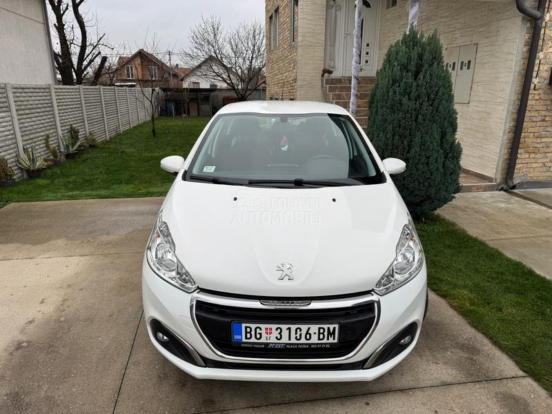Peugeot 208 BlueHdi premium
