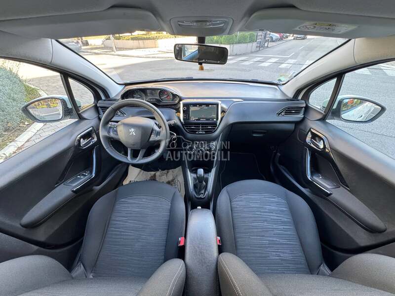 Peugeot 208 BlueHdi premium