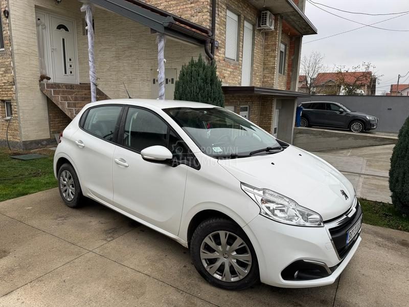 Peugeot 208 BlueHdi premium