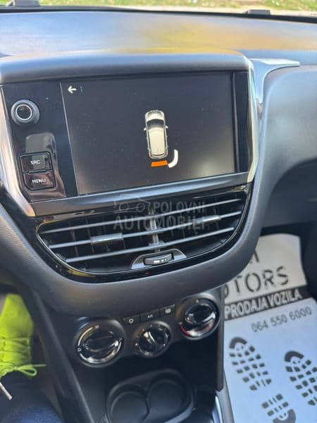 Peugeot 208 BlueHdi premium