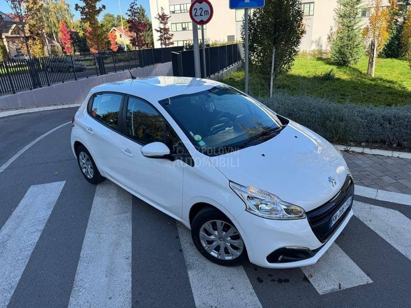 Peugeot 208 BlueHdi premium