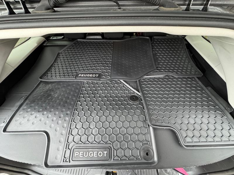 Peugeot 208 BlueHdi premium