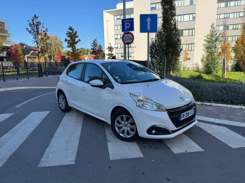 Peugeot 208 BlueHdi premium