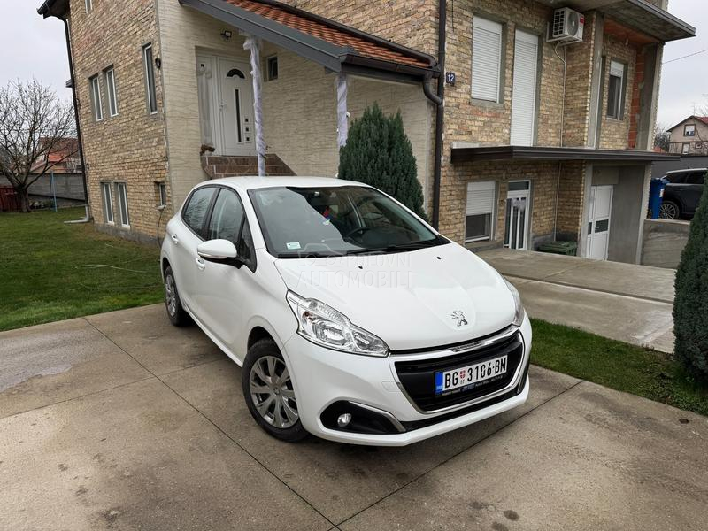 Peugeot 208 BlueHdi premium