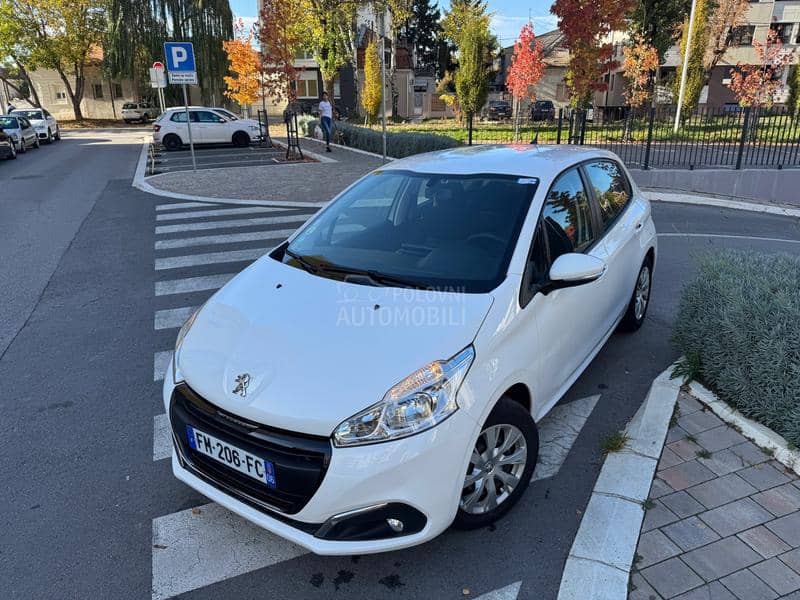 Peugeot 208 BlueHdi premium