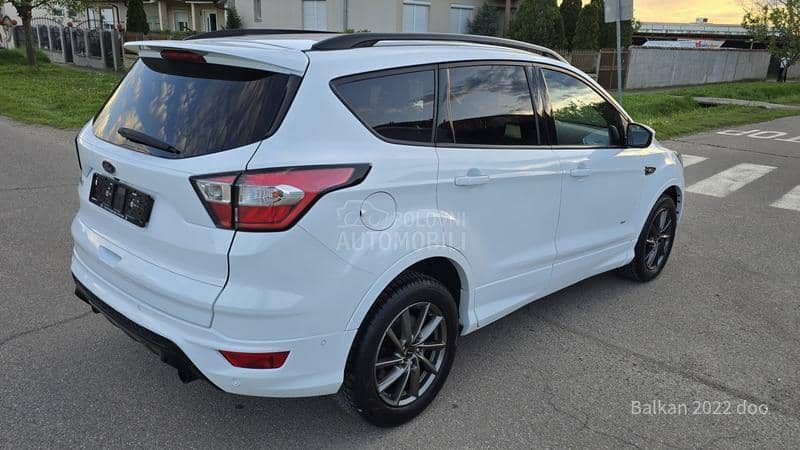 Ford Kuga 2.0 TDCI ST LINE