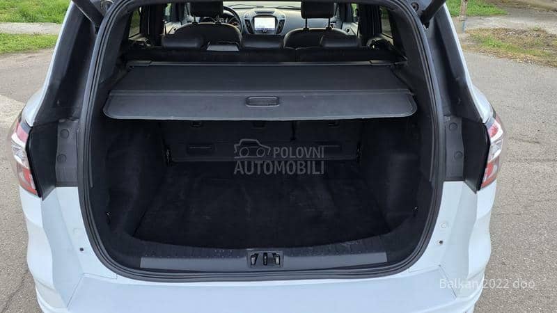 Ford Kuga 2.0 TDCI ST LINE