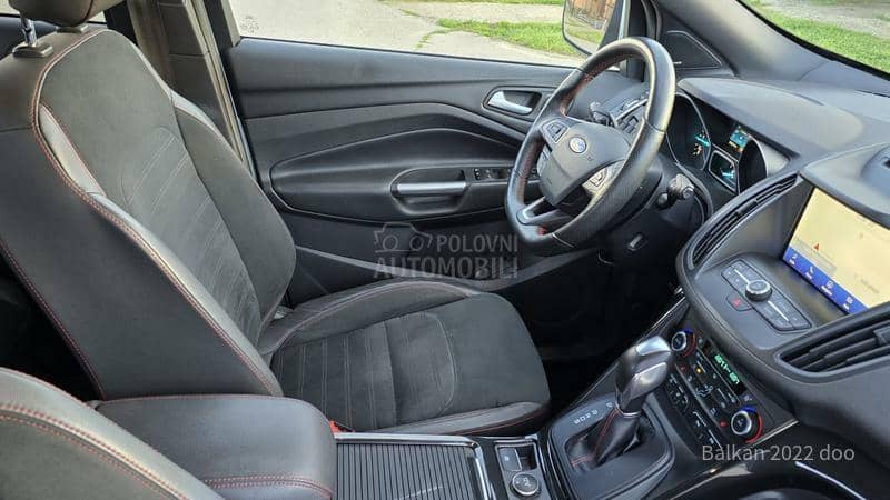Ford Kuga 2.0 TDCI ST LINE