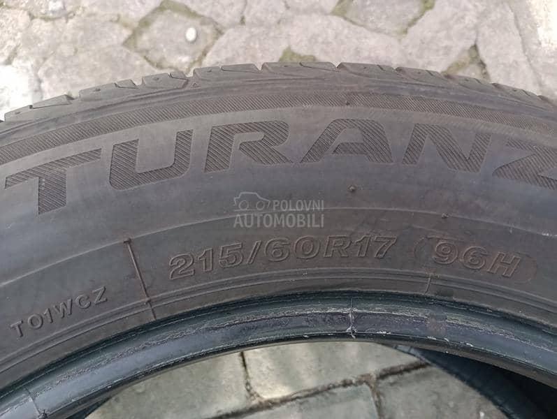 Bridgestone 215/60 R17 Letnja