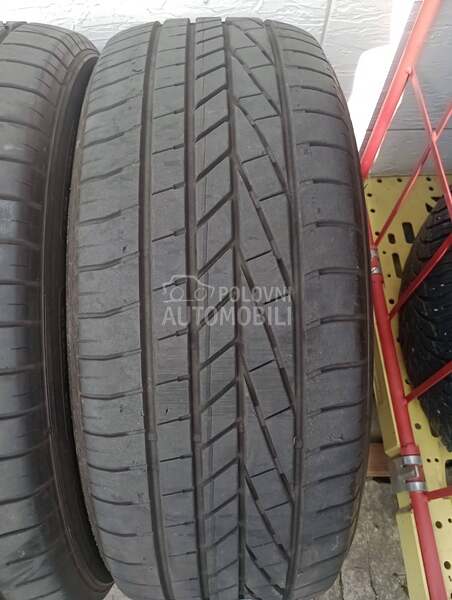 Goodyear 235/55 R19 Letnja