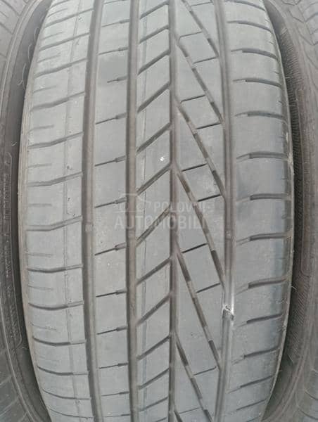 Goodyear 235/55 R19 Letnja