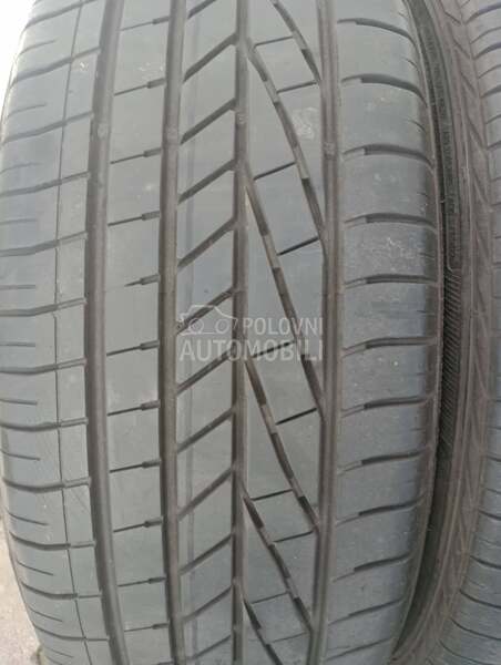 Goodyear 235/55 R19 Letnja