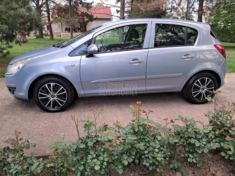 Opel Corsa D 1.3 mjet