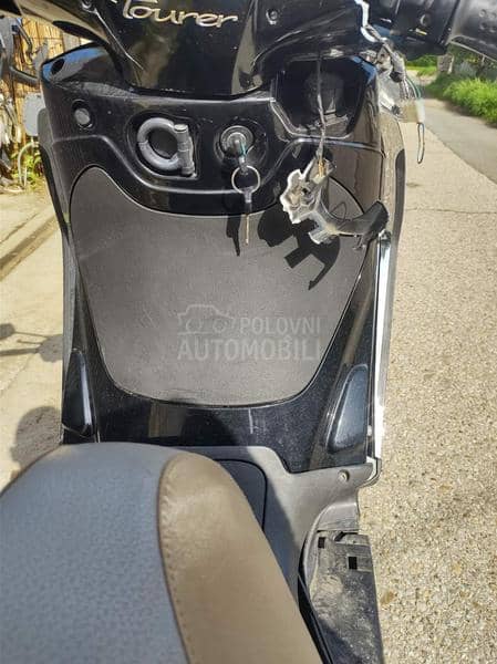 Piaggio Beverly 400cc