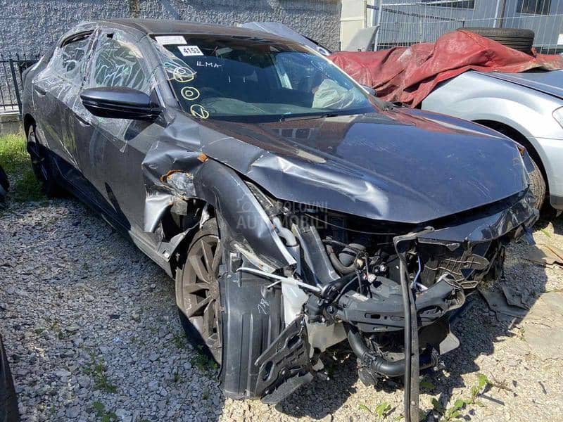 Honda Civic 2021 -  kompletan auto u delovima