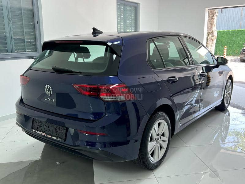 Volkswagen Golf 8 15b/metan