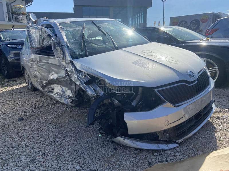 Škoda Fabia 2015 -  kompletan auto u delovima