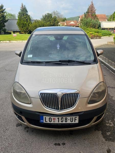 Lancia Musa 1.9