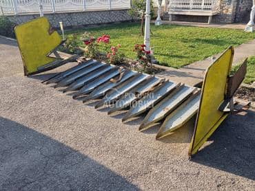 New Holland Sto za Suncokret 3.90m