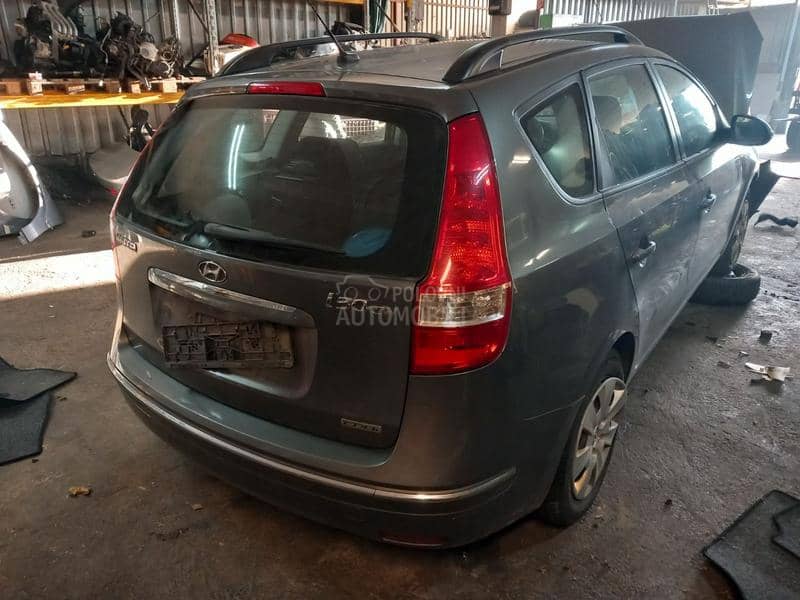 Hyundai i30 2008 -  kompletan auto u delovima