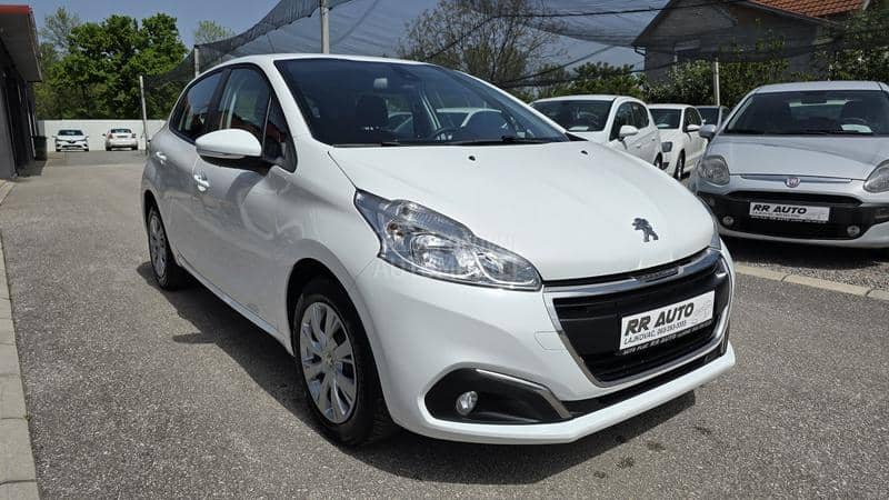 Peugeot 208 1.5 HDI  N A V I