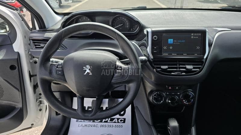 Peugeot 208 1.5 HDI  N A V I