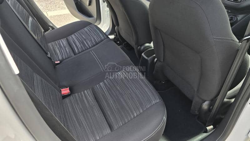 Peugeot 208 1.5 HDI  N A V I
