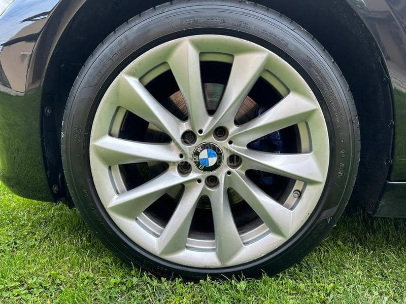 BMW 330 X-Drive
