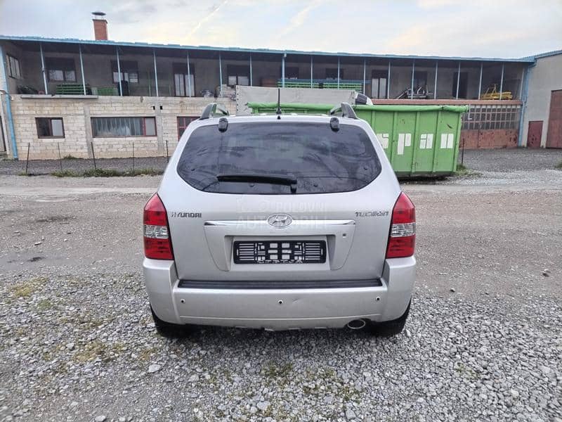 Hyundai Tucson 2.0 i