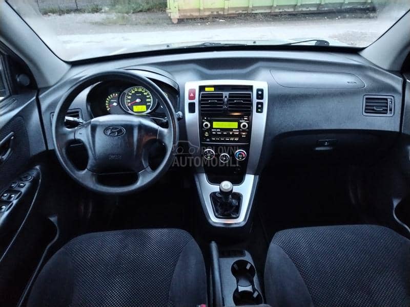 Hyundai Tucson 2.0 i