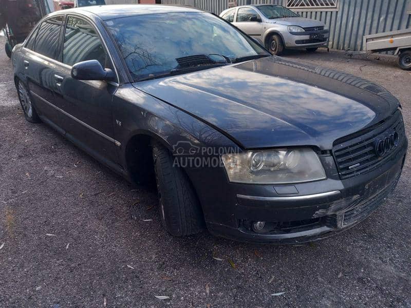 Audi A8 2003 -  kompletan auto u delovima