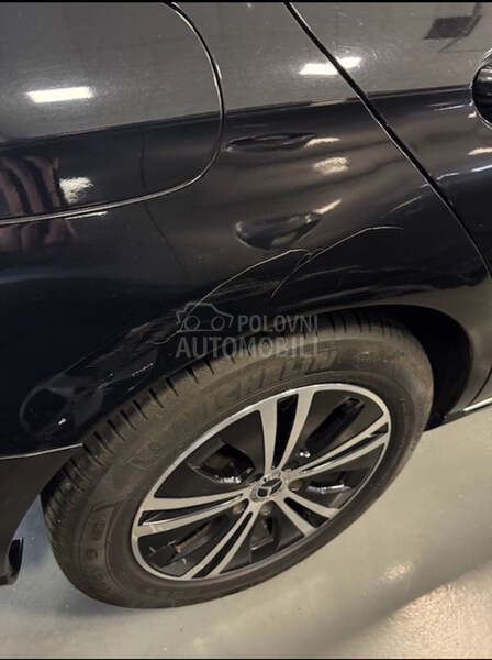 Mercedes Benz E 220 