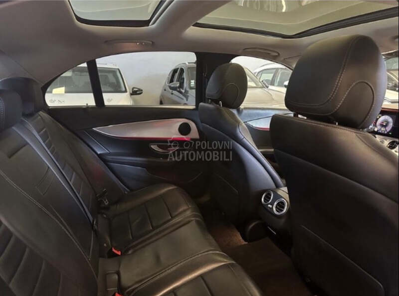 Mercedes Benz E 220 