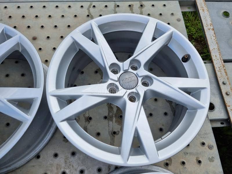 Aluminijumske felne Audi ORIGINAL 17" 5 x 112