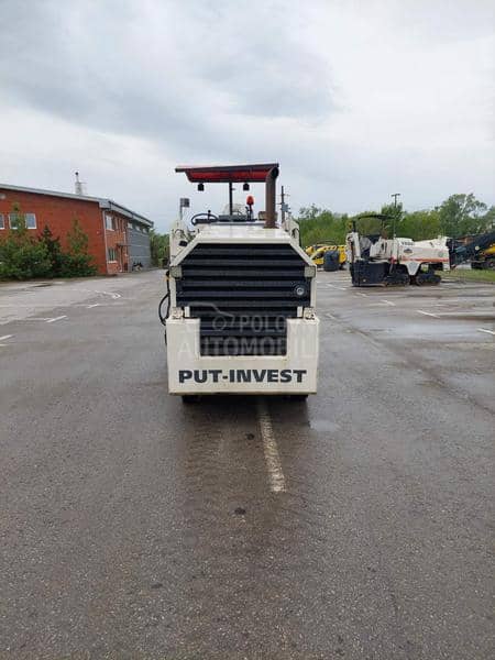 Wirtgen W 1000