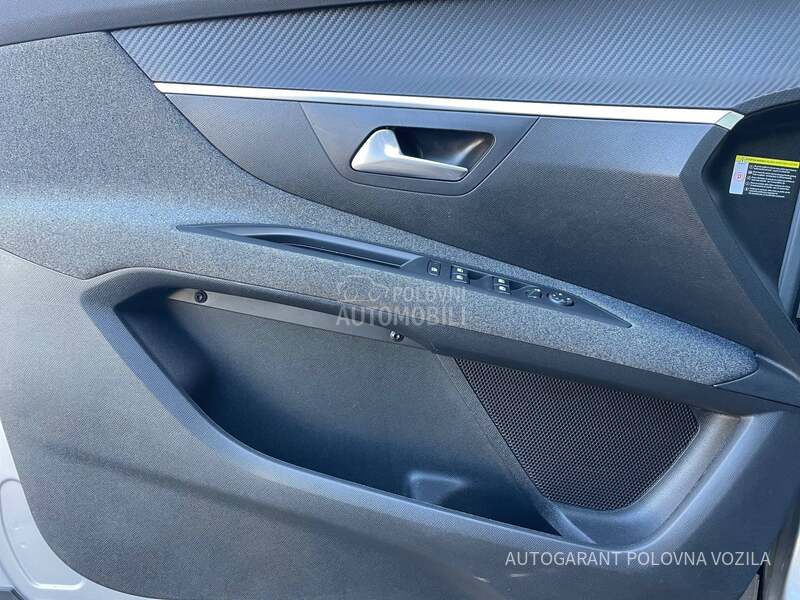 Peugeot 3008 1.5HDI ACTIVE A/T