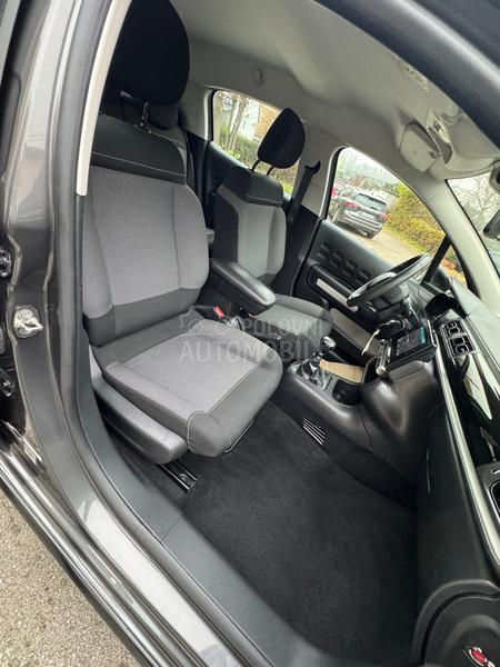 Citroen C3 BlueHdi Feel bumper