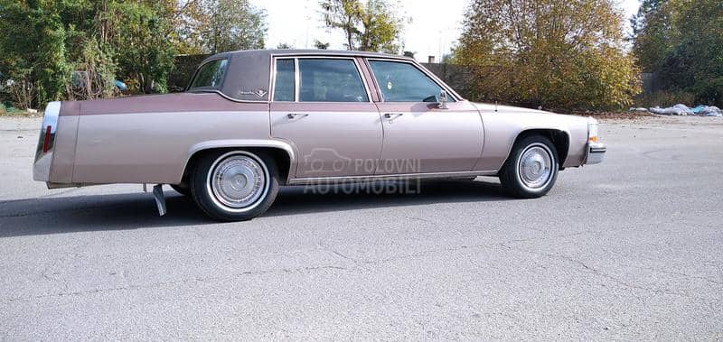 Cadillac Deville 