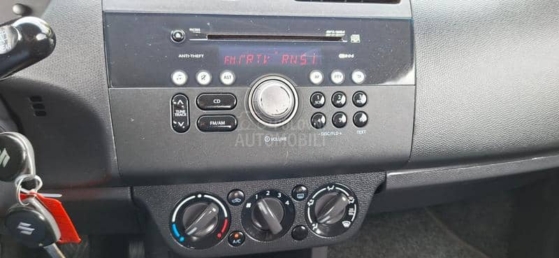 Suzuki Swift 1.5 SPORT EU 4