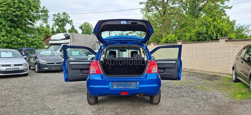Suzuki Swift 1.5 SPORT EU 4