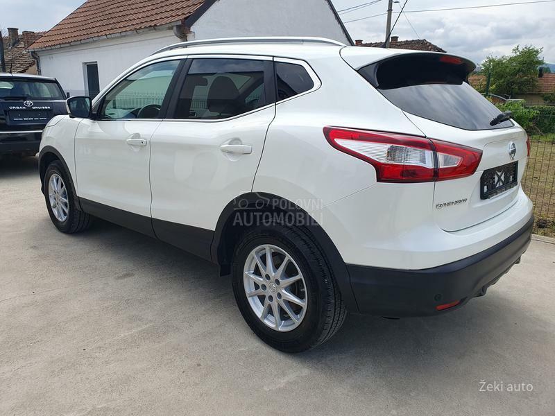 Nissan Qashqai 1.2T LED CH