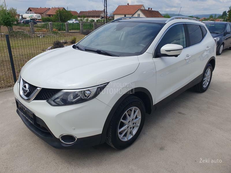 Nissan Qashqai 1.2T LED CH
