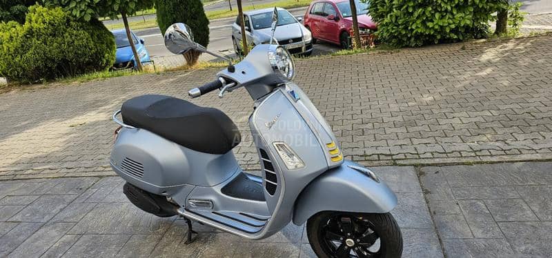 Vespa GTS 300 SuperTech ČITAJ