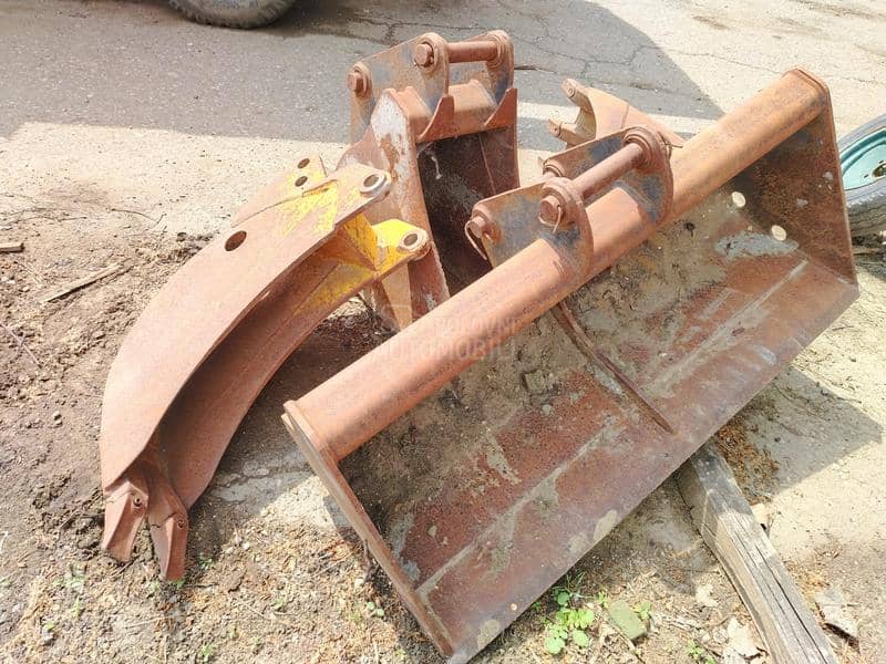 JCB Kasike čekić vile