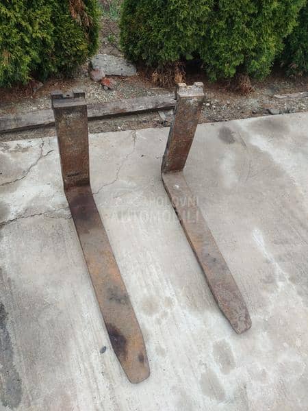 JCB Kasike čekić vile