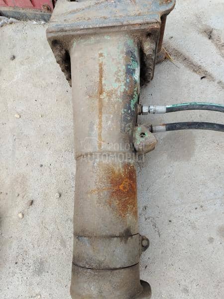 JCB Kasike čekić vile