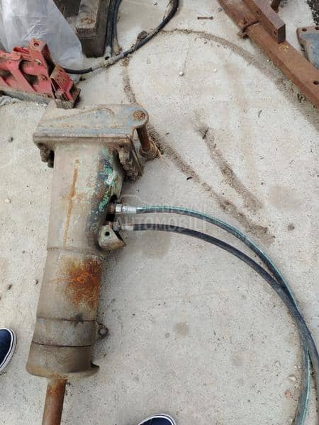 JCB Kasike čekić vile